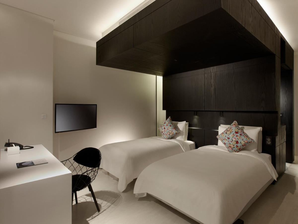 The Place Tainan Exterior photo